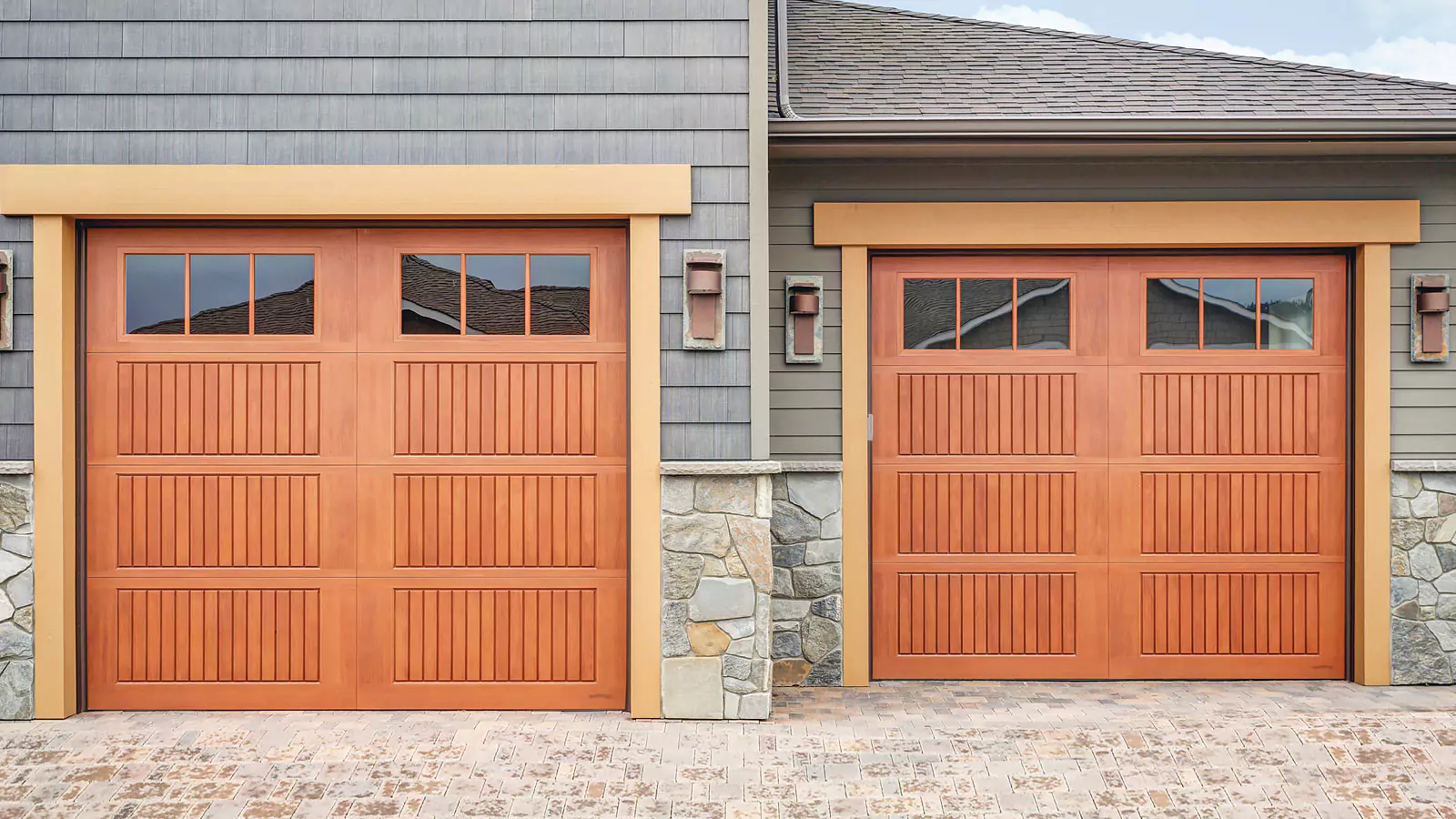 Impression Fiberglass Collection® Garage Doors